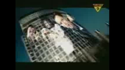 Queen and Five - We Will Rock You.3gp