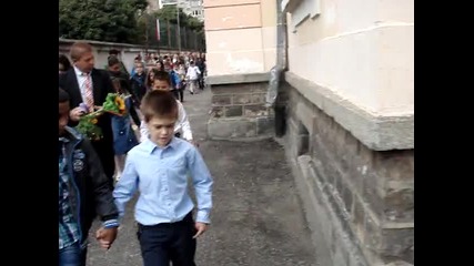 parviq ucheben den na meri