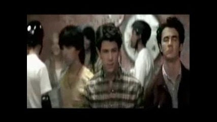Jonas Brothers - Paranoid