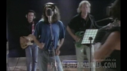 Smoke On The Water - Ian Gillan, Brian May, Ritchie Blackmore, David Gilmour, Tony Iommi etc