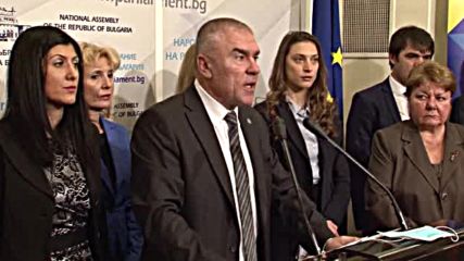 Марешки: Обидите към българите са заразни, затова влязохме с маски в парламента