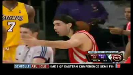 Kobes dirty foul on Shane Battier