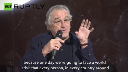 Robert De Niro Calls for an End to US-Russia Bullsh*t