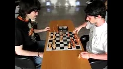 Най - Бързата Игра На Шах!