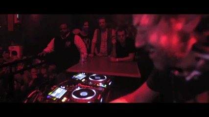 Benny Benassi feat. T - Pain - Electroman ( Official Video ) (720p) 2011 