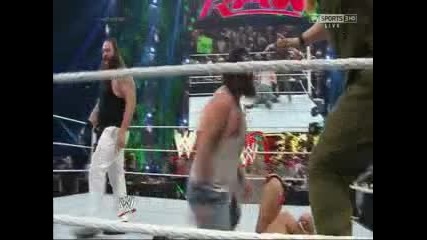 Cody Rhodes , Goldust & Daniel Bryan vs The Wyatt Family - Wwe Raw 23/12/13