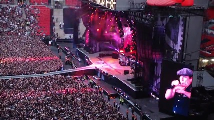 Ac Dc Wembley Stadium 26 6 09 Hells Bells