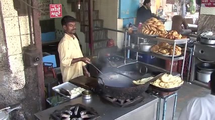Индийска храна на улицата в Стария Делхи