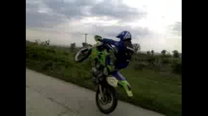 Mir4o Hisar Wheelie