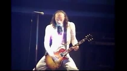 Guns N Roses - Live in Chicago 11 - 18 - 2002 - Sweet Child O Mine 