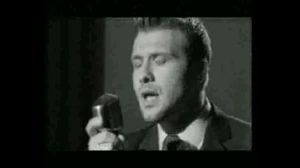 Giannis Ploutarhos - An Eisai I Agapi.wmv