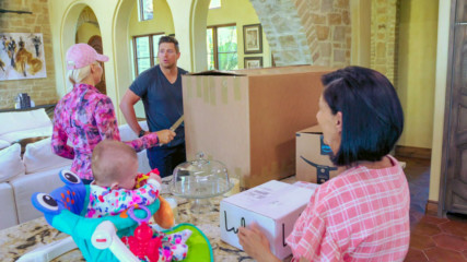 The Miz is fed up with Maryse's online shopping habit: Miz & Mrs. Preview Clip, April 23, 2019