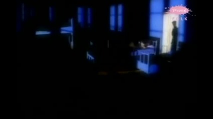 Lepa Brena - Ljubav je