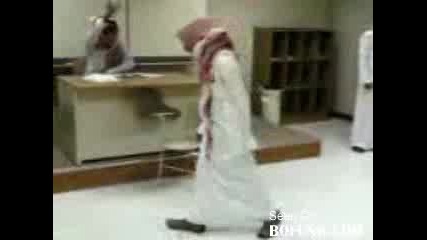 Арабин Танцува Рап! Сблъсъкът На Култури!