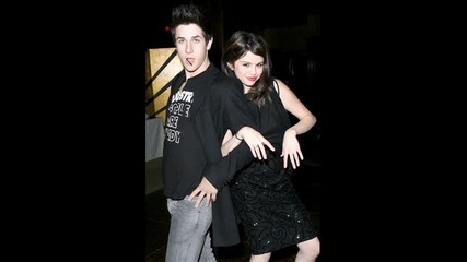 selena gomez - tell me something i dont know (sus super snimki) 