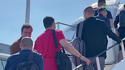 "Лъвовете" се качиха на самолета за Подгорица