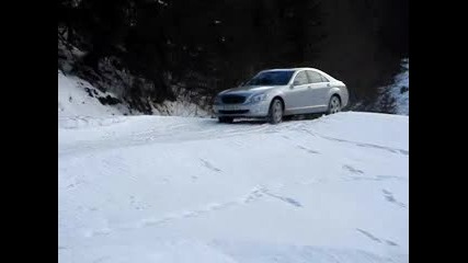 Mercedes S500 4matic Test On Snow