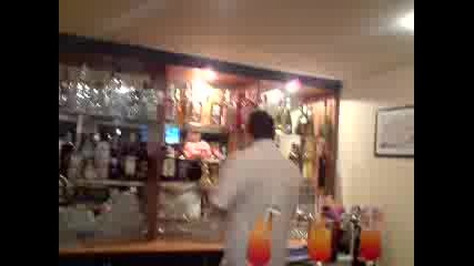 Nai - dobria barman v suny beach
