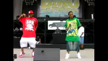 Soulja Boy and Arab dancing on concert What Sod what what $od Money Gang$$$$$turn my swag On$$$$$