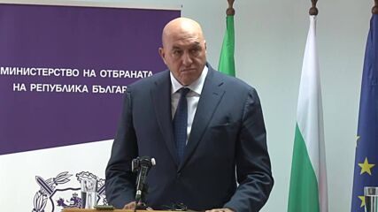 Министрите на отбраната на България и Италия обсъдиха въпроси, свързани с глобалната сигурност