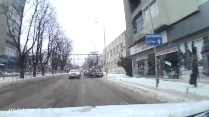 Дрифт по ледените улици на Варна