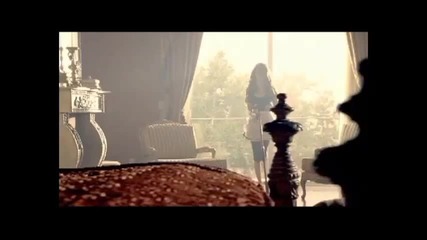 Selena Gomez& The Scene- Tell me something i dont know