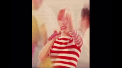 Taylor Swift!!!
