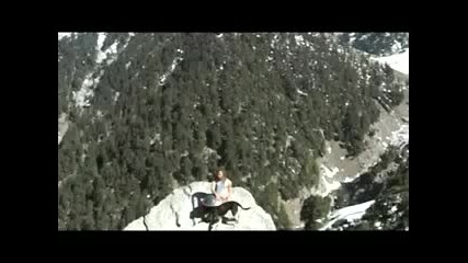 Davide Swarup hang solo in Triund, India.