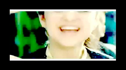 Demi Lovato и Selena Gomez - Bad Girl