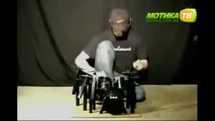Ето така се свири на мини - барабани
