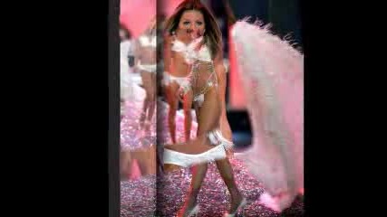 Victoria`s Secret Fashion Show 2006 Pics