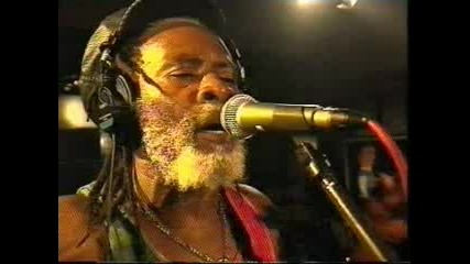 Burning Spear - Mi Ge Den