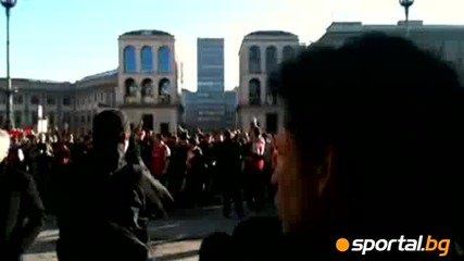 Фенове на Арсенал и Милан се биха в Милано, един арестуван