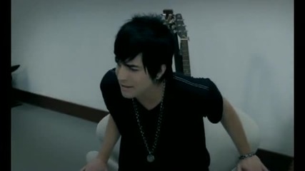 Adam Lambert - Whataya Want From Me 