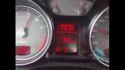 Audi R8 4.2 V8 R - tronic doing 322km h 