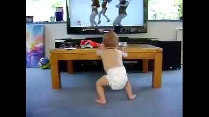 Гледай!!! Сладко бебче танцува на песен на Beyonce