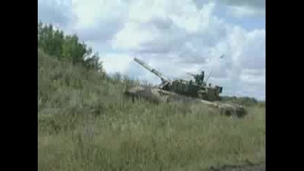 T - 80 - U Брониран Руски Танк
