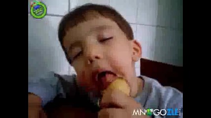 Спи и яде сладолед