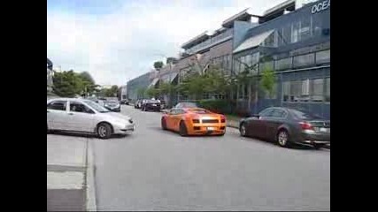 Lamborghini Gallardo With Black Wheels