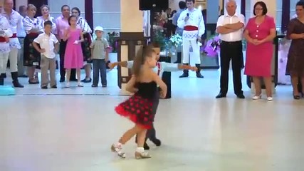 Страхотен детски танц!