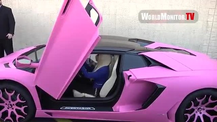Гавра!!!розовоto Lamborghini Аventador на Nicki Minaj
