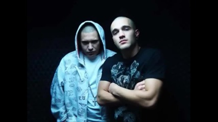 Бебо & Бате Пешо Пия тук там