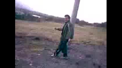 здравко играе до сталба