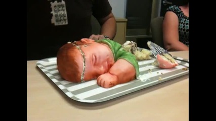 Торта във формата на бебе!