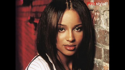 Waka Flocka Feat. Ciara - Hard In Da Paint