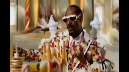 Katy Perry feat Snoop Dogg - California Gurls Official Video 