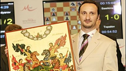 Топалов пише книга, не спи спокойно