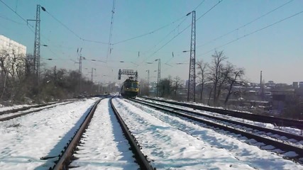 46 208 навлиза в Централна гара София.