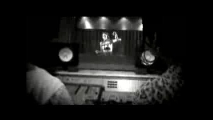 Brick And Lace - Cry On Me