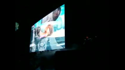 Rihanna - intro Mad house & Russian roulette (last girl on earth tour 2010) 